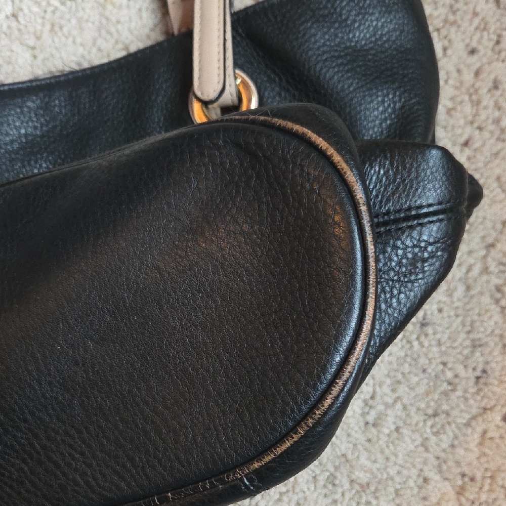Classic Michael Kors Black Leather Tote Purse - Picture 7 of 10